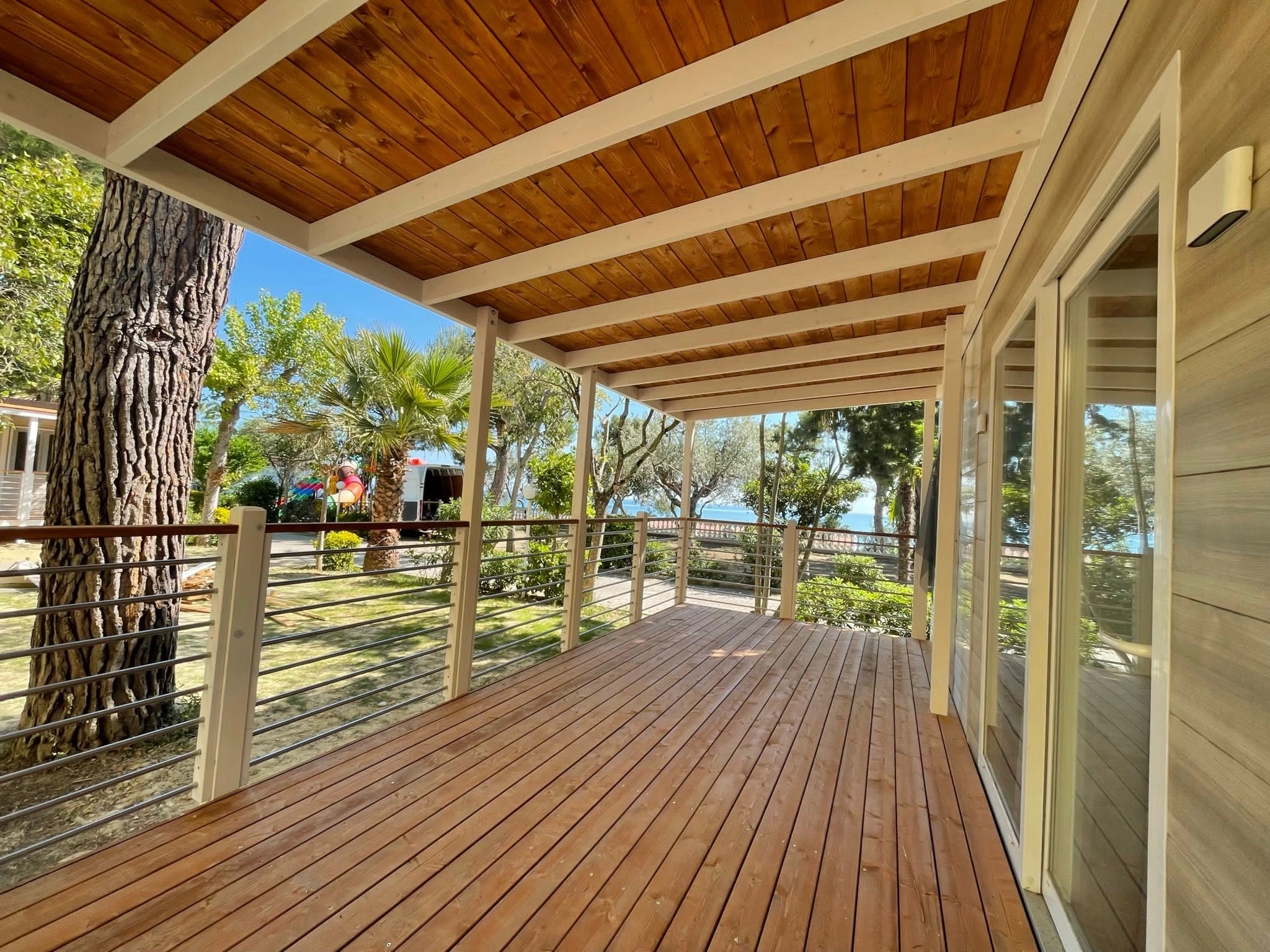 Copertura in legno di una veranda della Linea Prestige