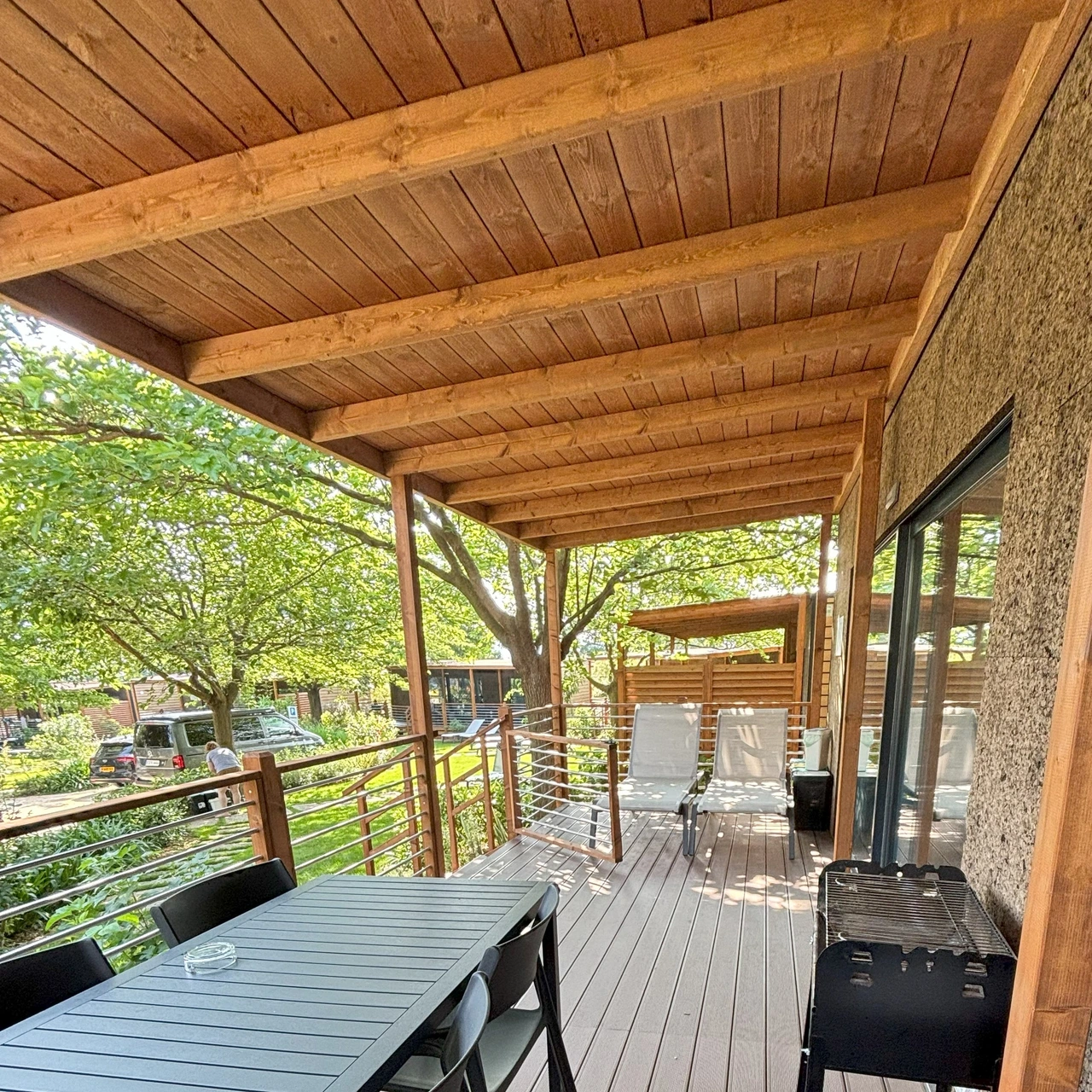 Opzione di personalizzazione per una veranda in legno — Foto 1